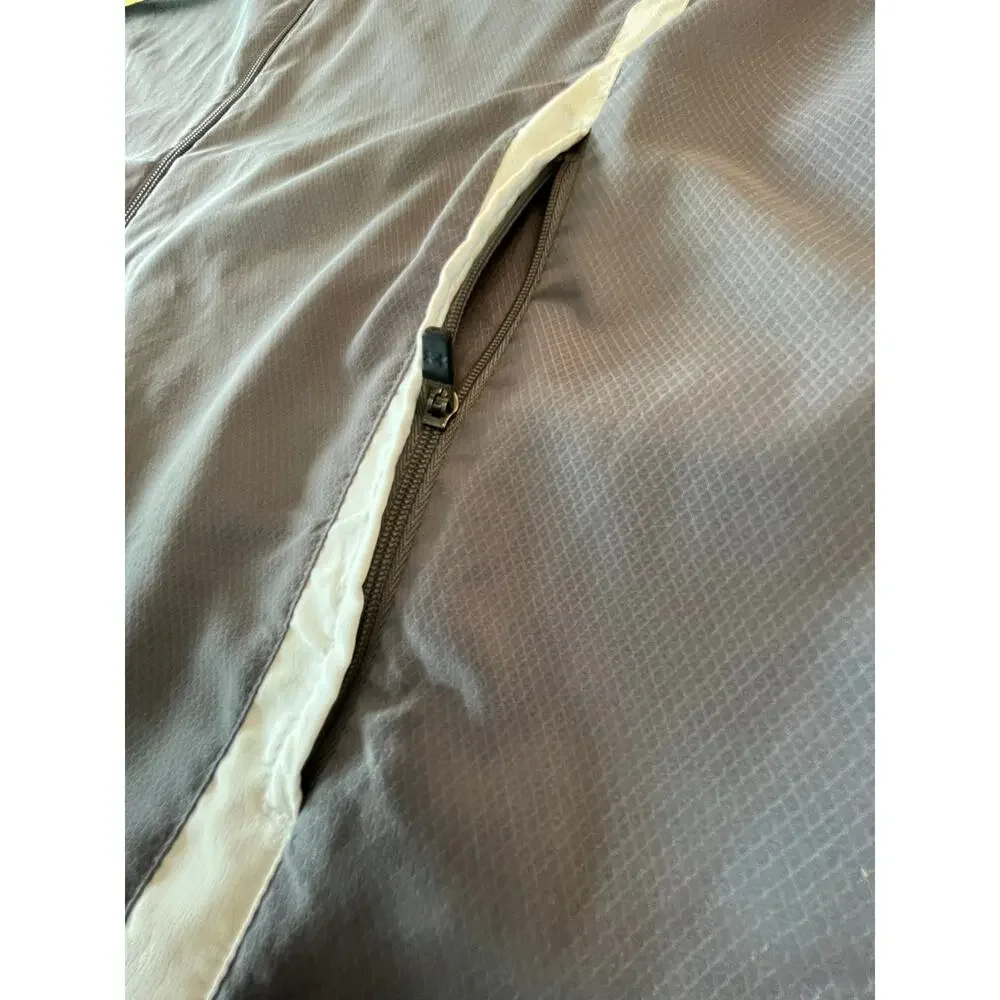 Under Armour Gray and White Track Jacket Large - Picture 9 of 12